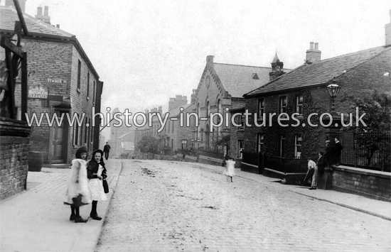 Huddersfield Road, Elland, Yorkshire. c.1905.